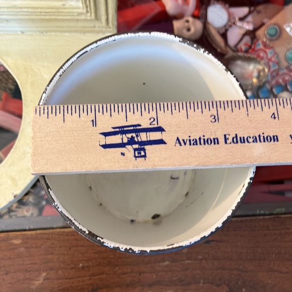 Cute Chalk Holder - Picture 5 of 10